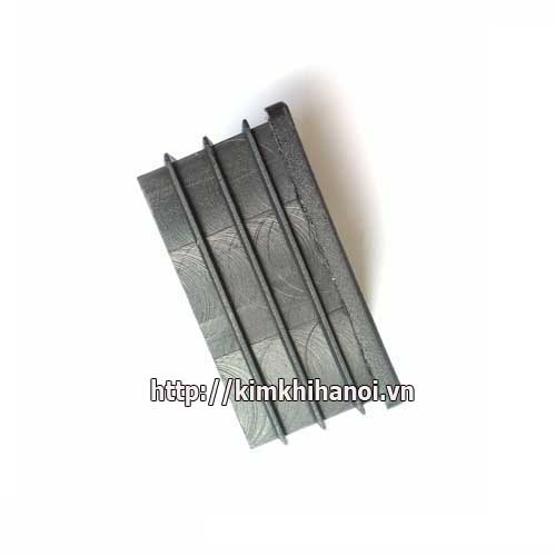 Đầu nhựa bịt sắt hộp 60x60