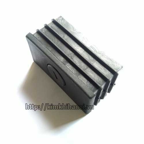 Nắp nhựa bịt đầu sắt 40x80